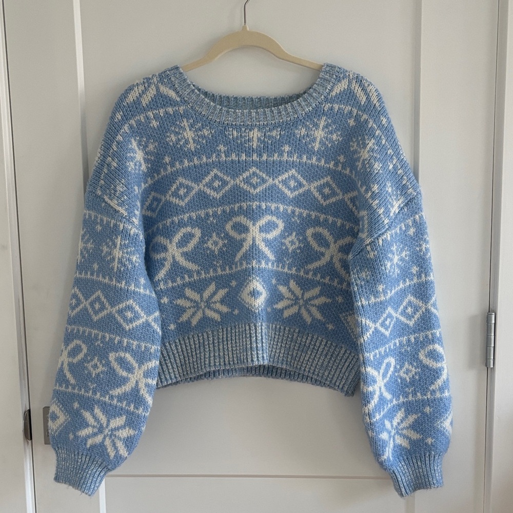 Blue and White Women’s Sweater